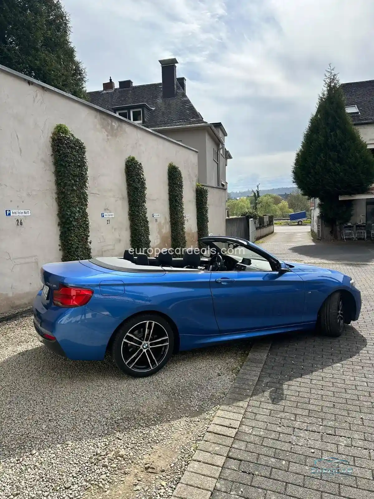 BMW 218