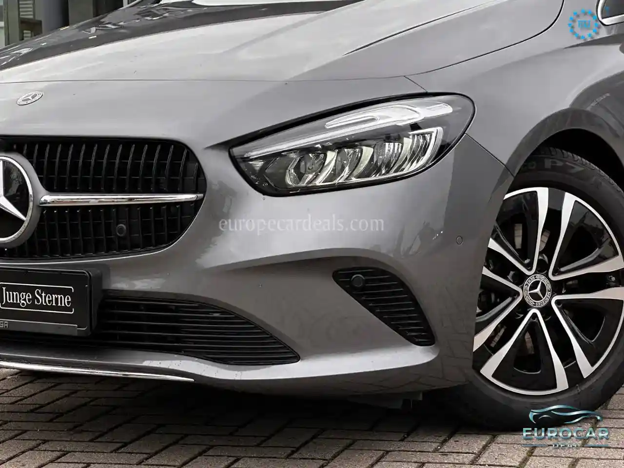 Mercedes-Benz B 200