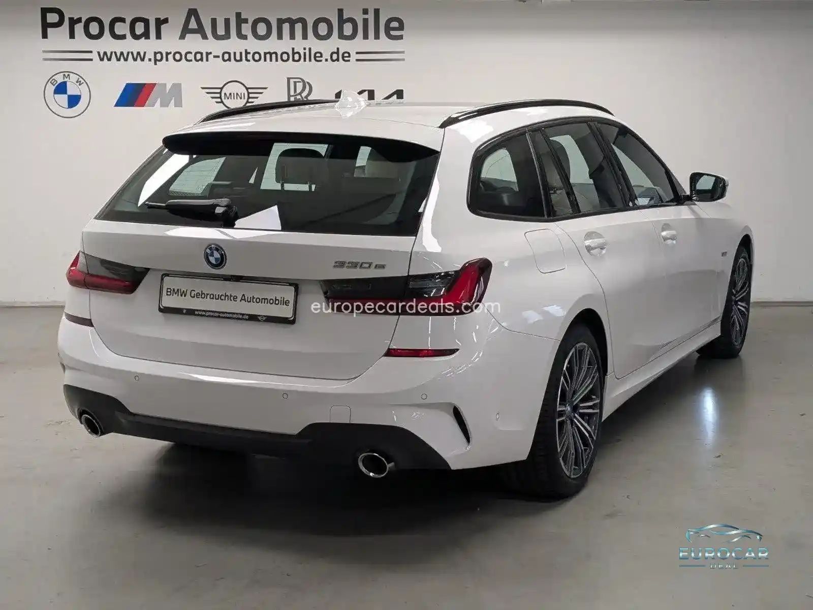 BMW 330