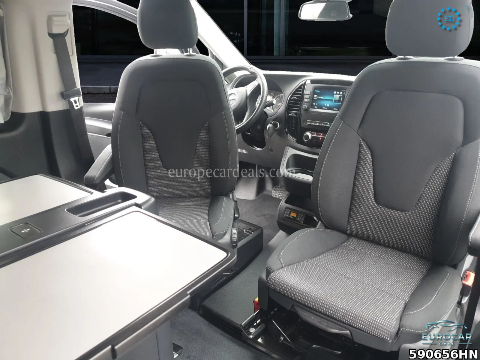 Mercedes-Benz V 220