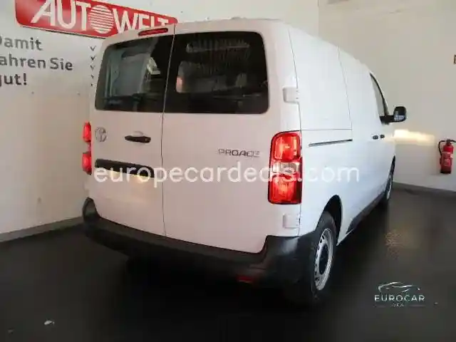 Toyota Proace (Verso)