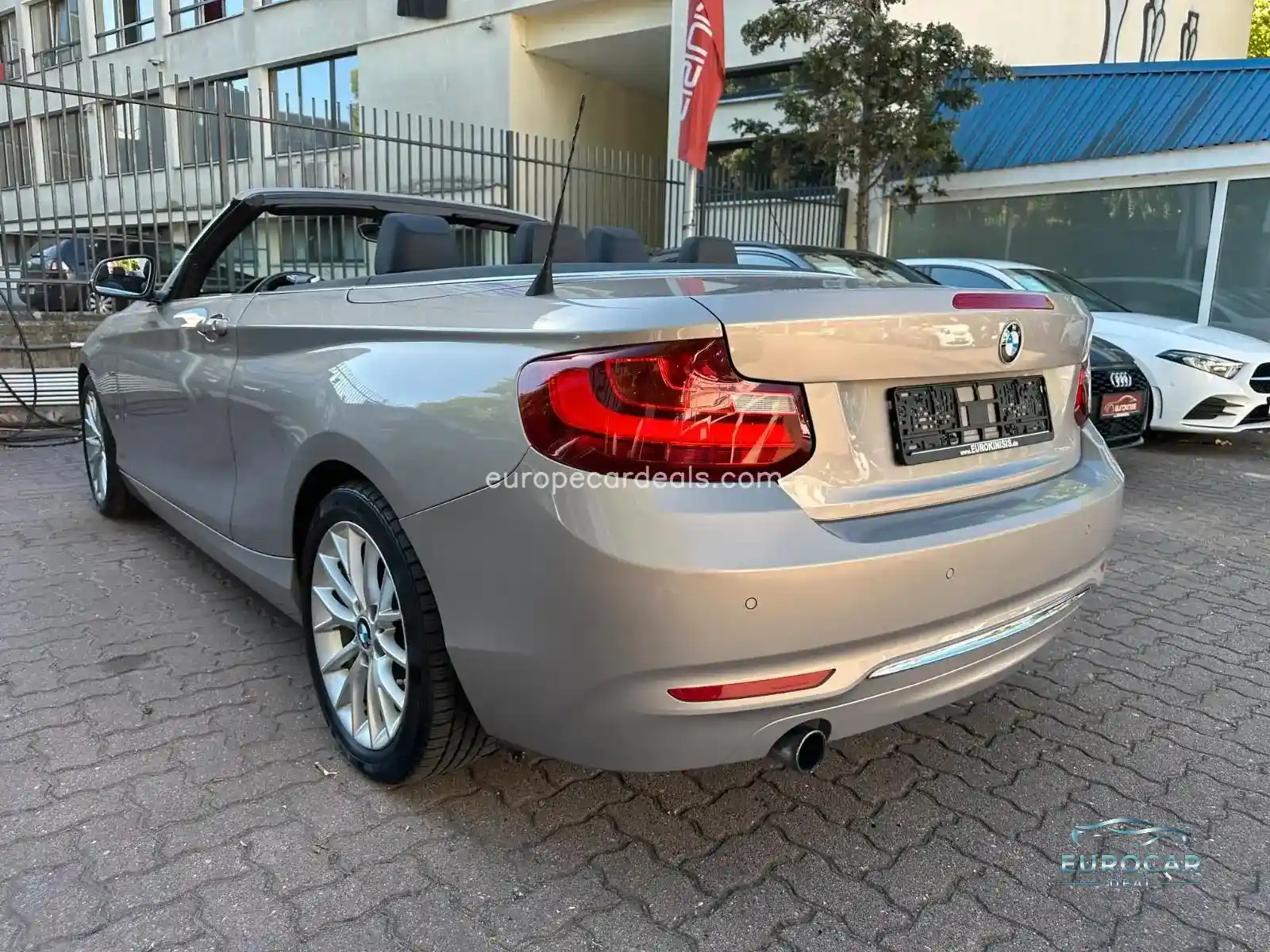 BMW 218