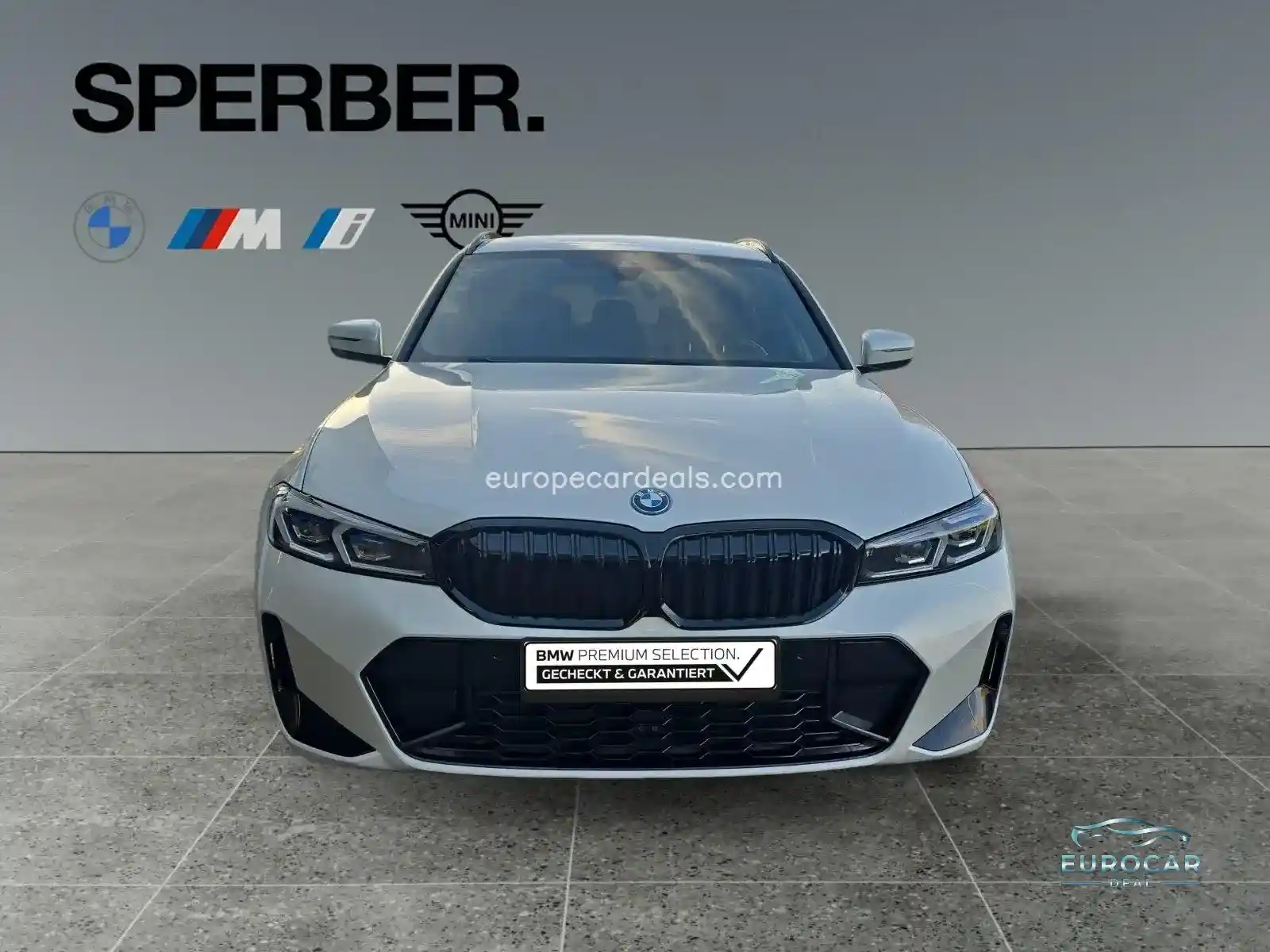 BMW 330