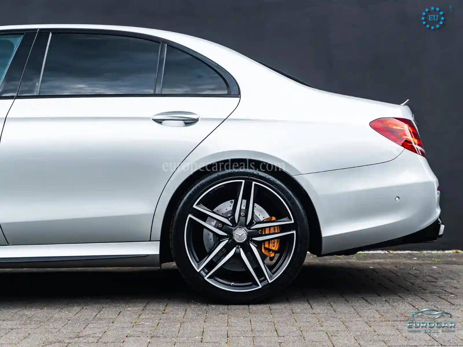 Mercedes-Benz E 63 AMG
