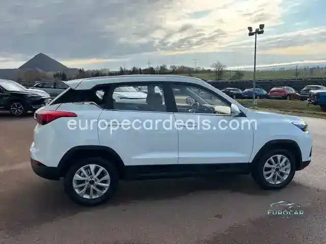 BAIC Beijing X35