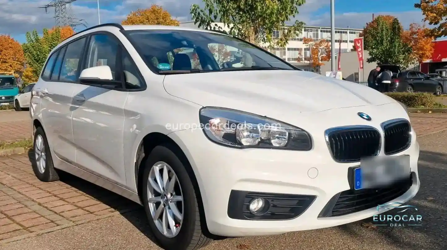 BMW 218