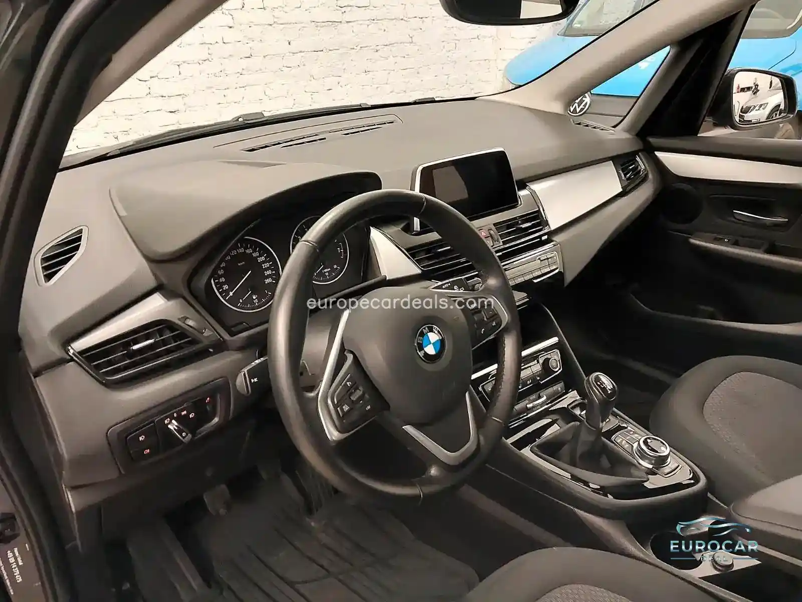 BMW 218