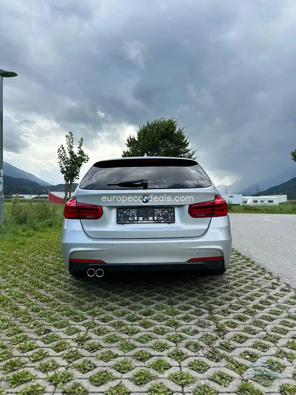 BMW 320