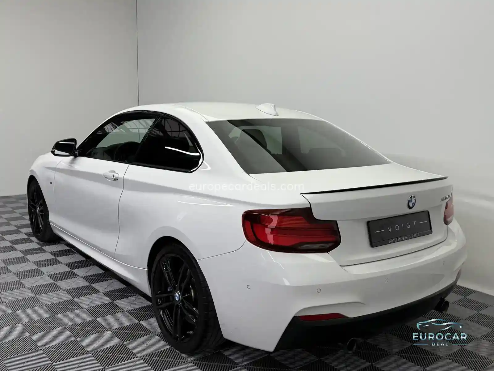 BMW M240i