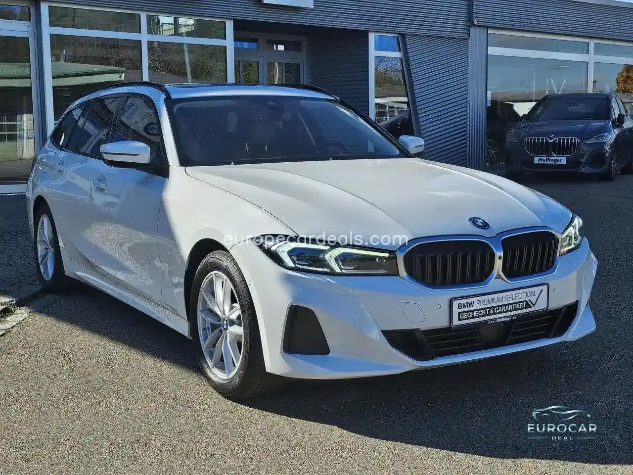BMW 330