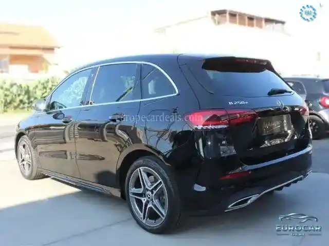 Mercedes-Benz B 250