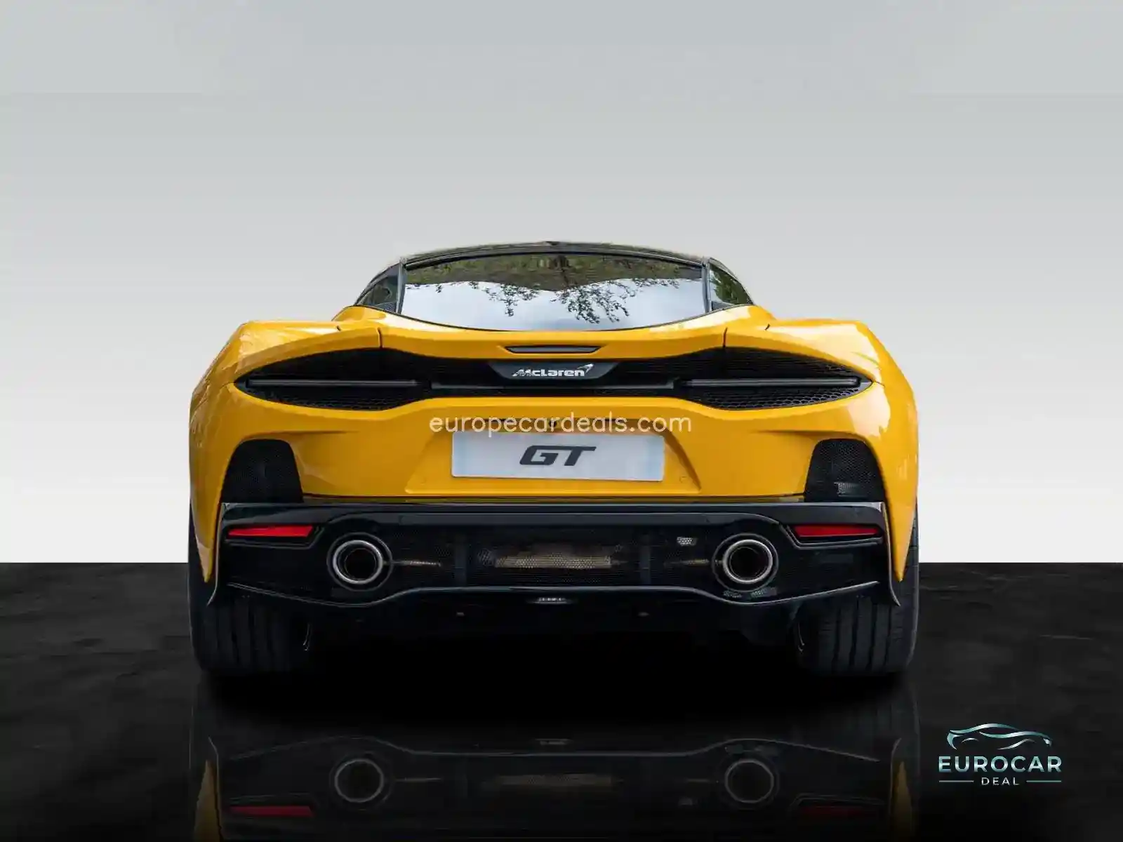 McLaren GT