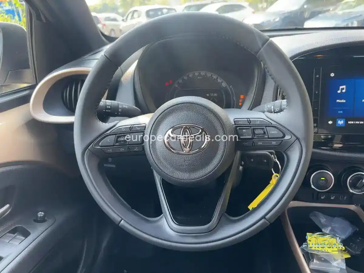 Toyota Aygo (X)