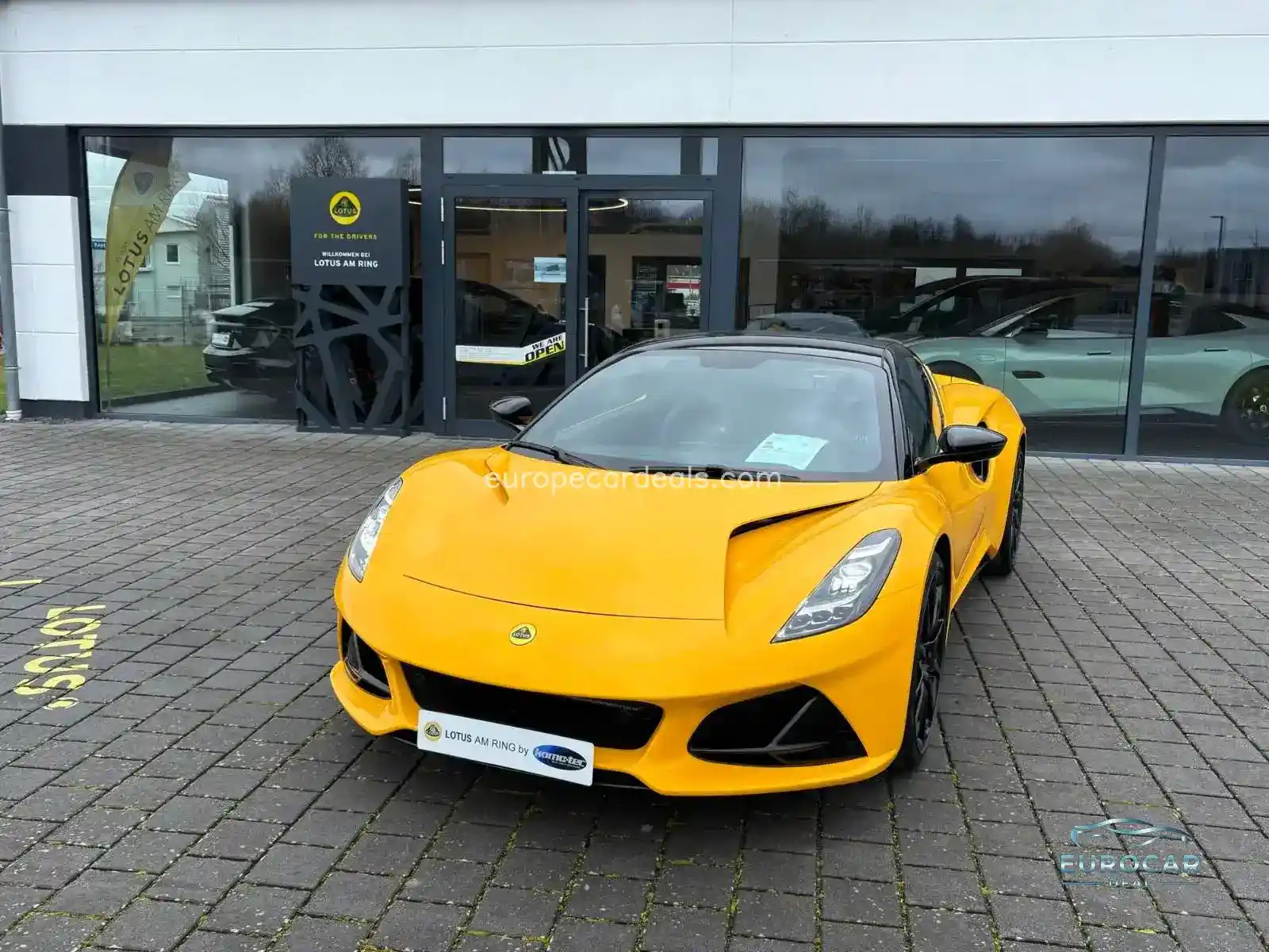 Lotus Emira