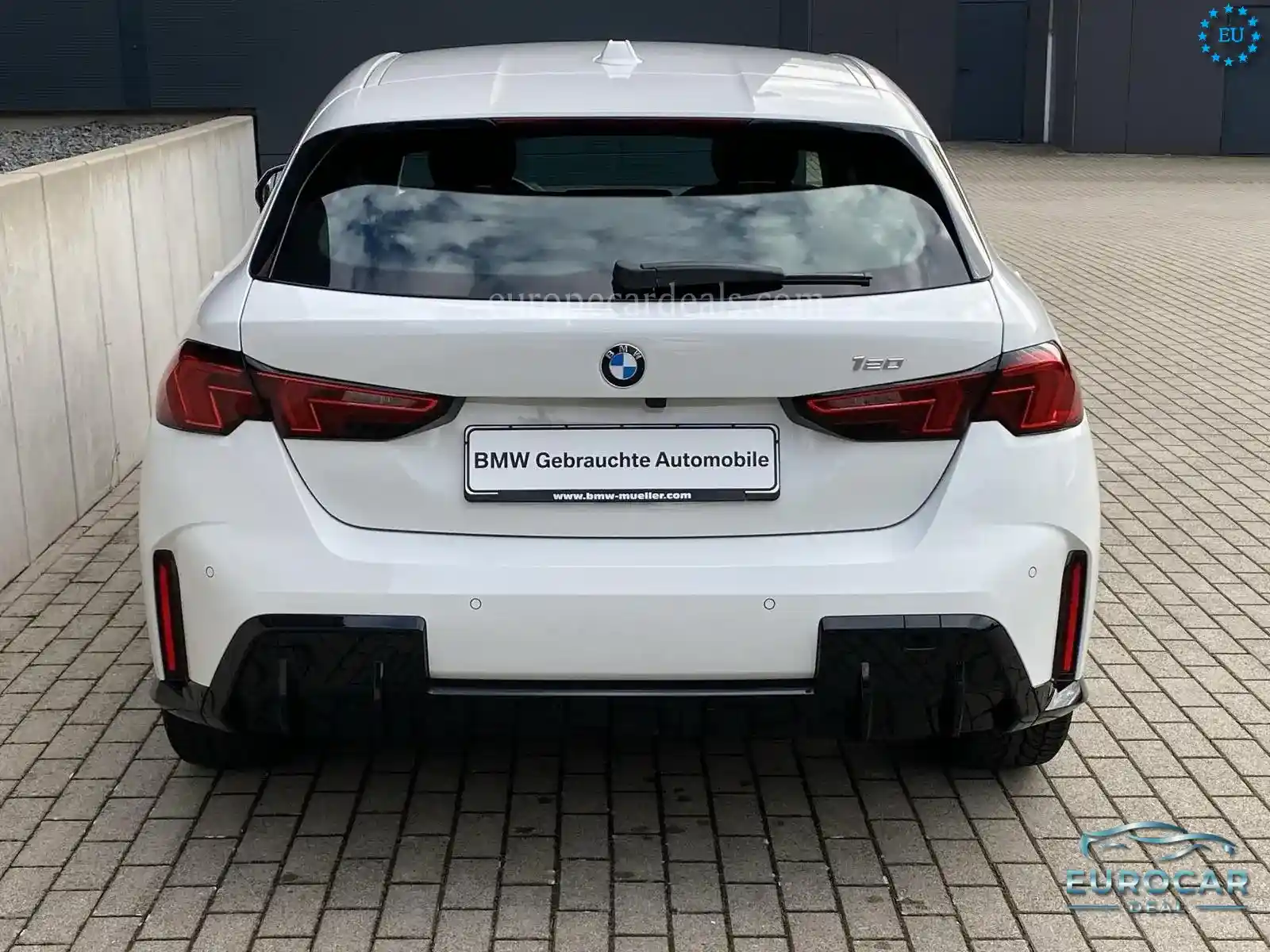 BMW 120