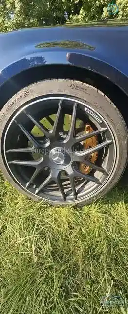 Mercedes-Benz E 63 AMG