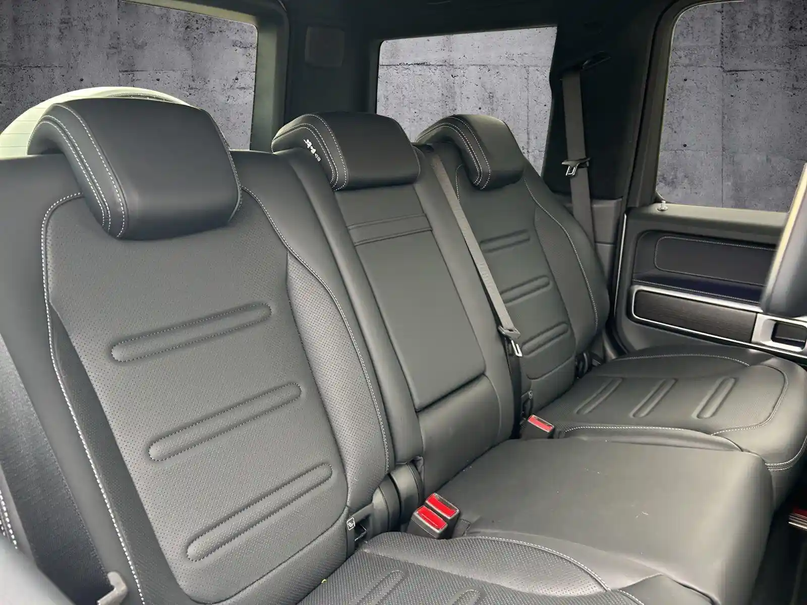 Mercedes-Benz G 500