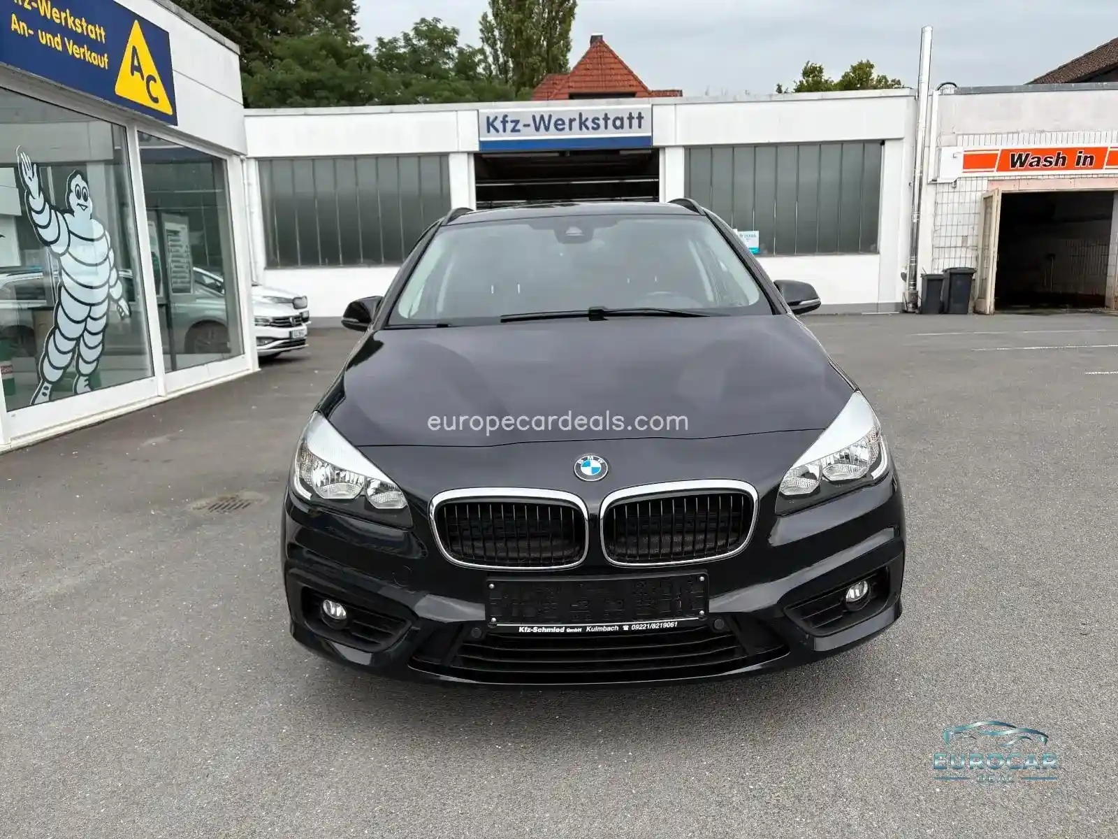 BMW 216