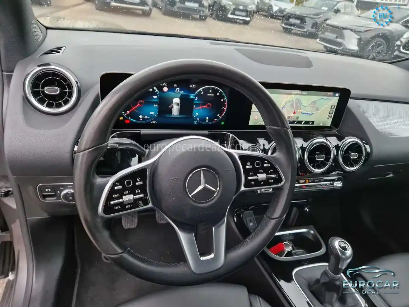Mercedes-Benz B 180