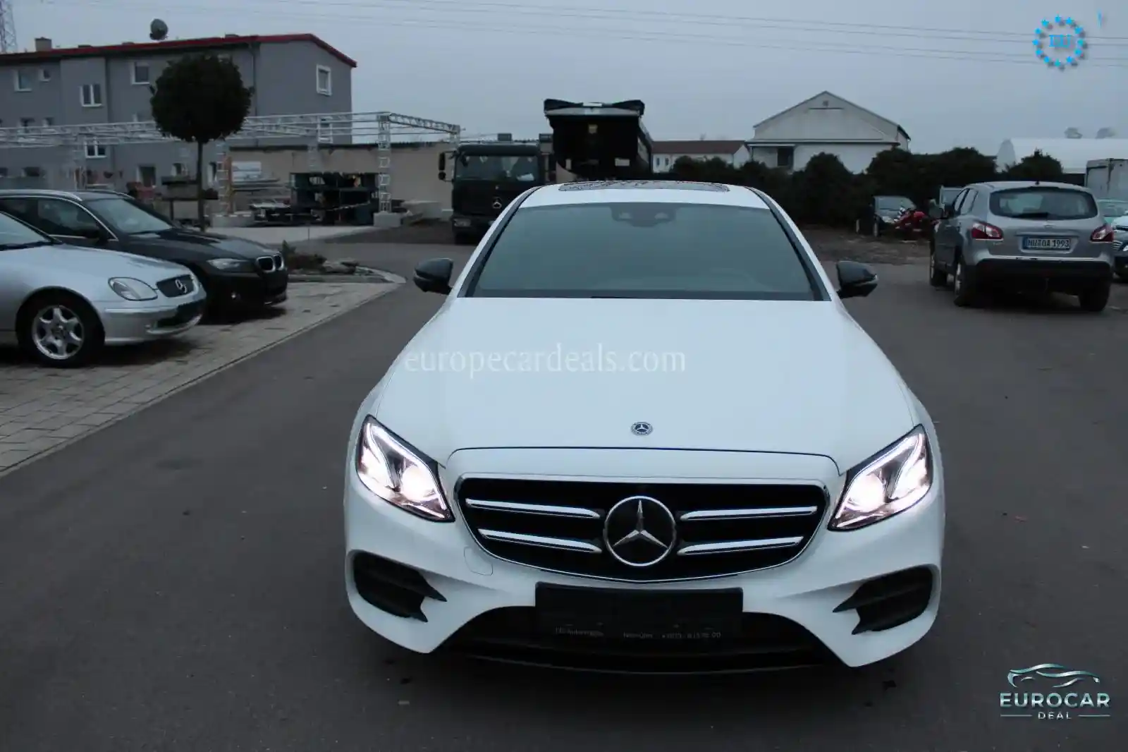Mercedes-Benz E 200
