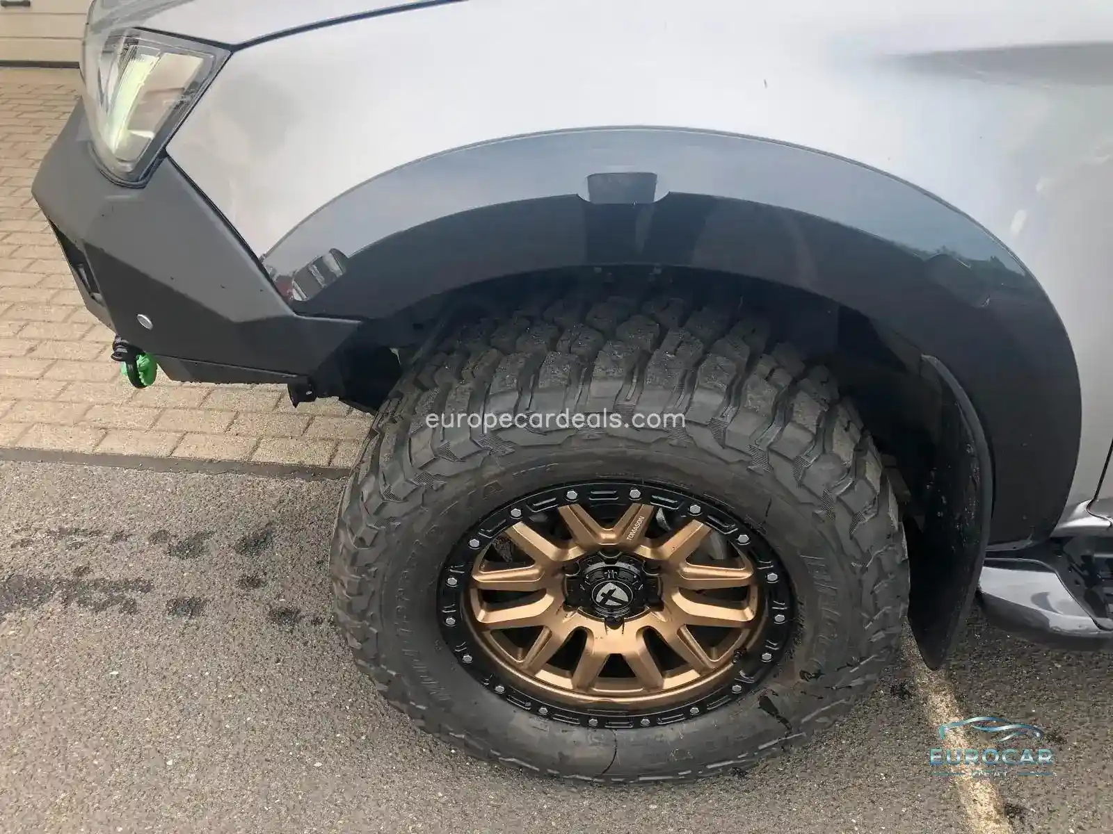 Double Cab 4×4 V-Cross MT +Offroad+Winde+