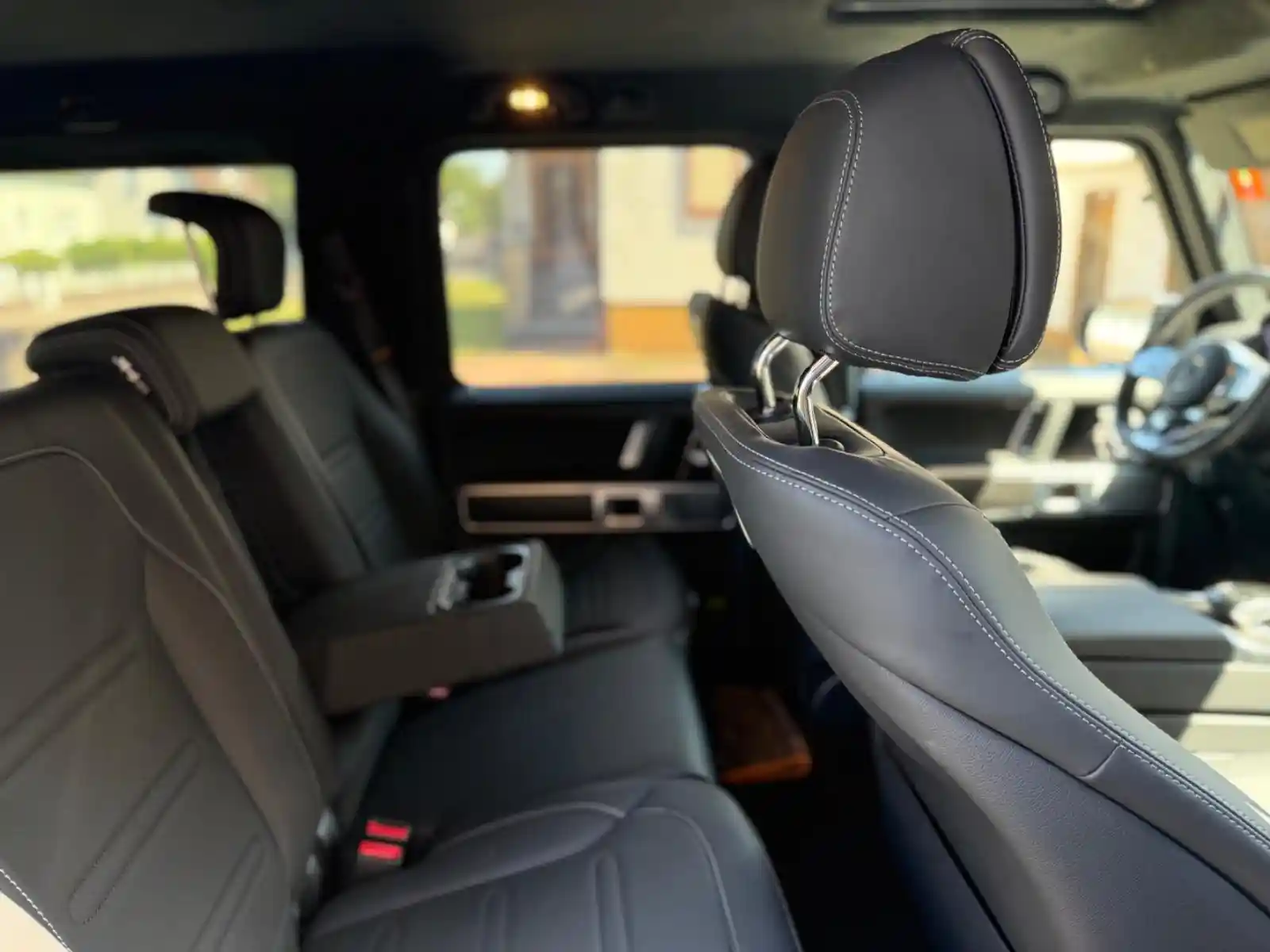 Mercedes-Benz G 500