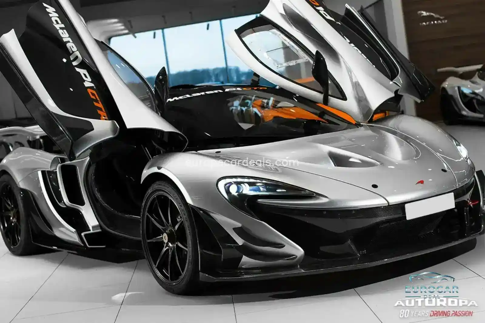 McLaren P1