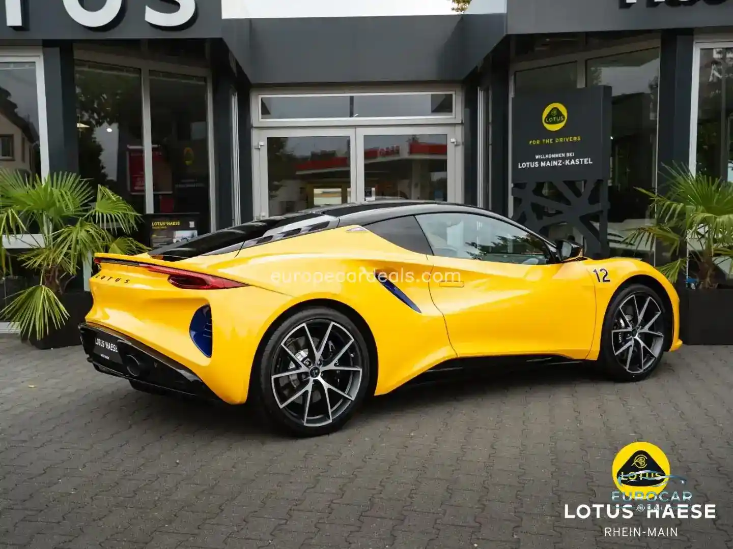Lotus Emira