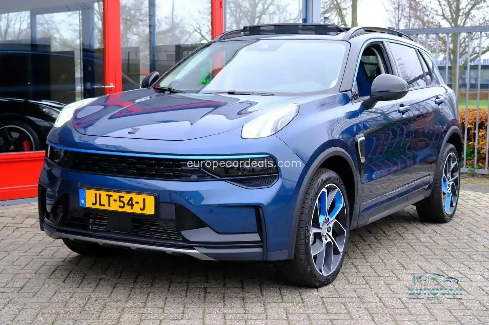 Lynk&Co 01