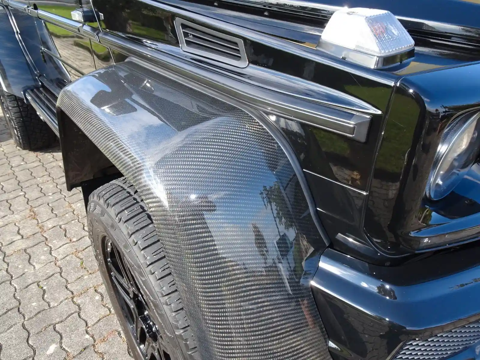 Mercedes-Benz G 500