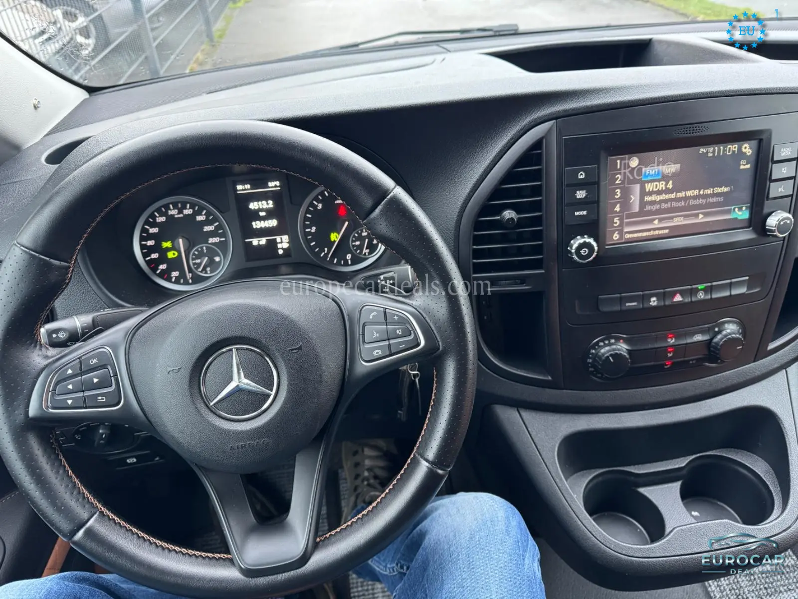 Mercedes-Benz V 220