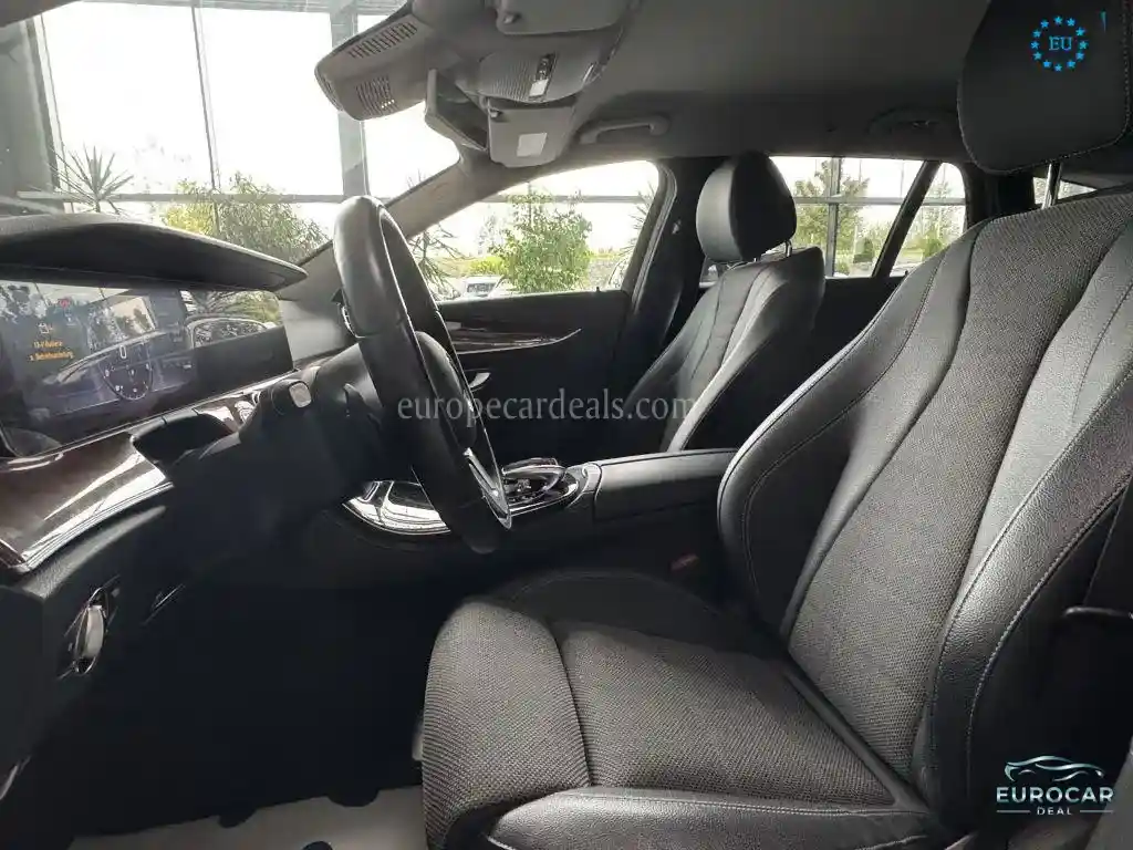 Mercedes-Benz E 220