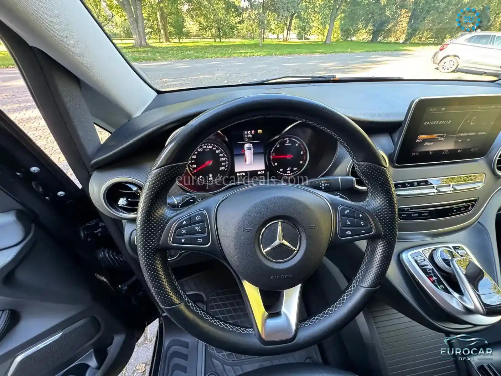 Mercedes-Benz V 250