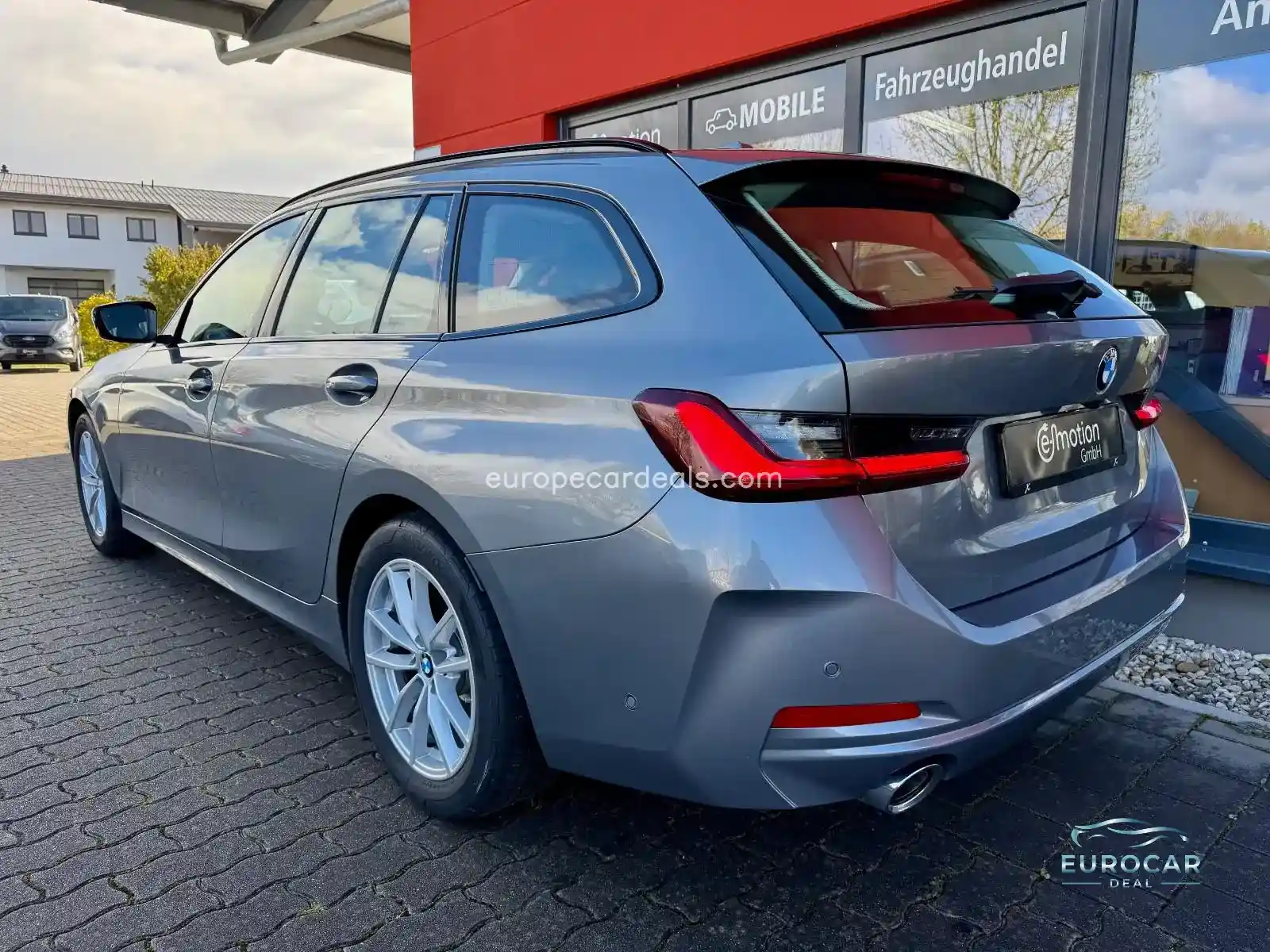 BMW 320