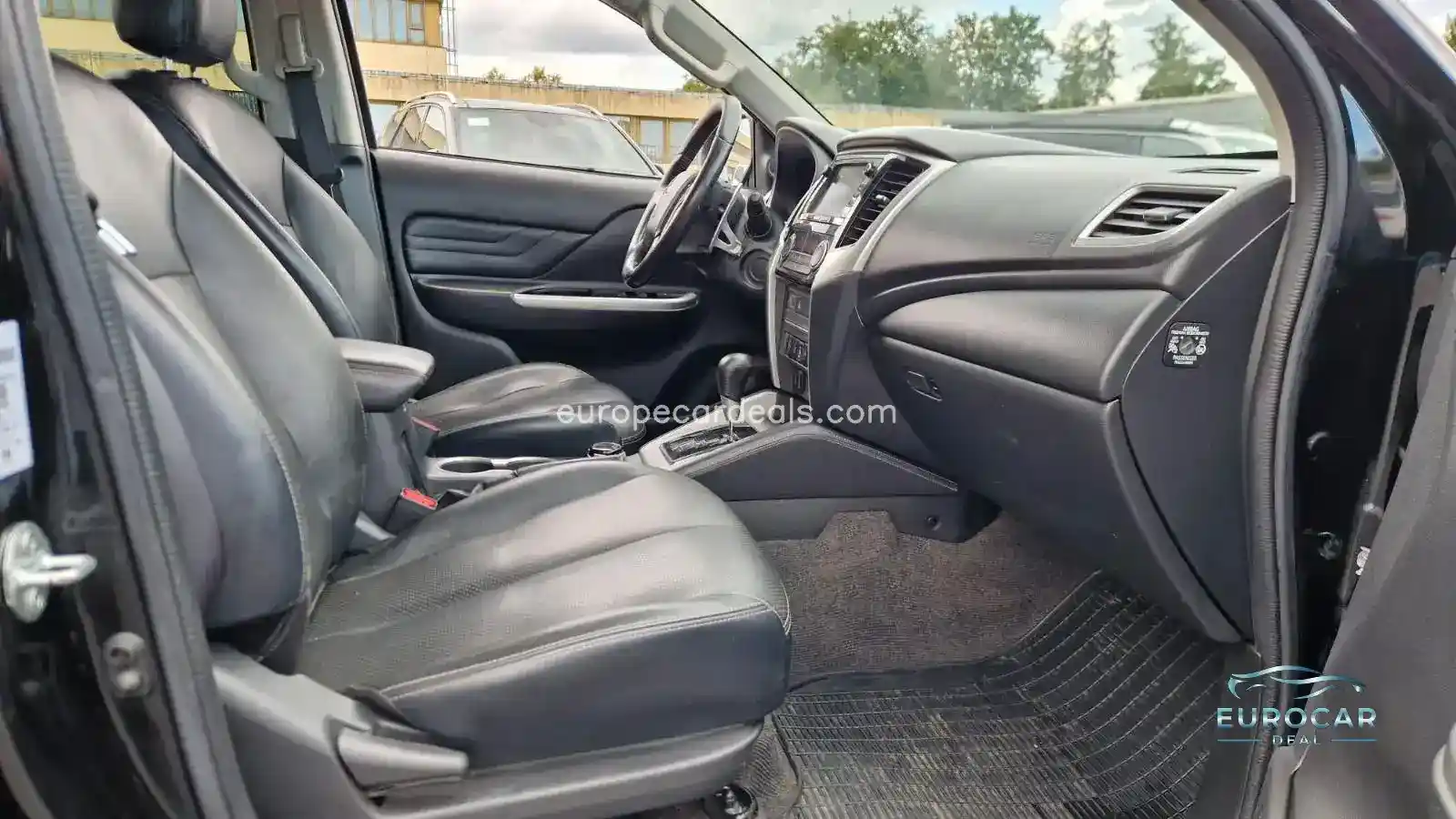 Mitsubishi L200