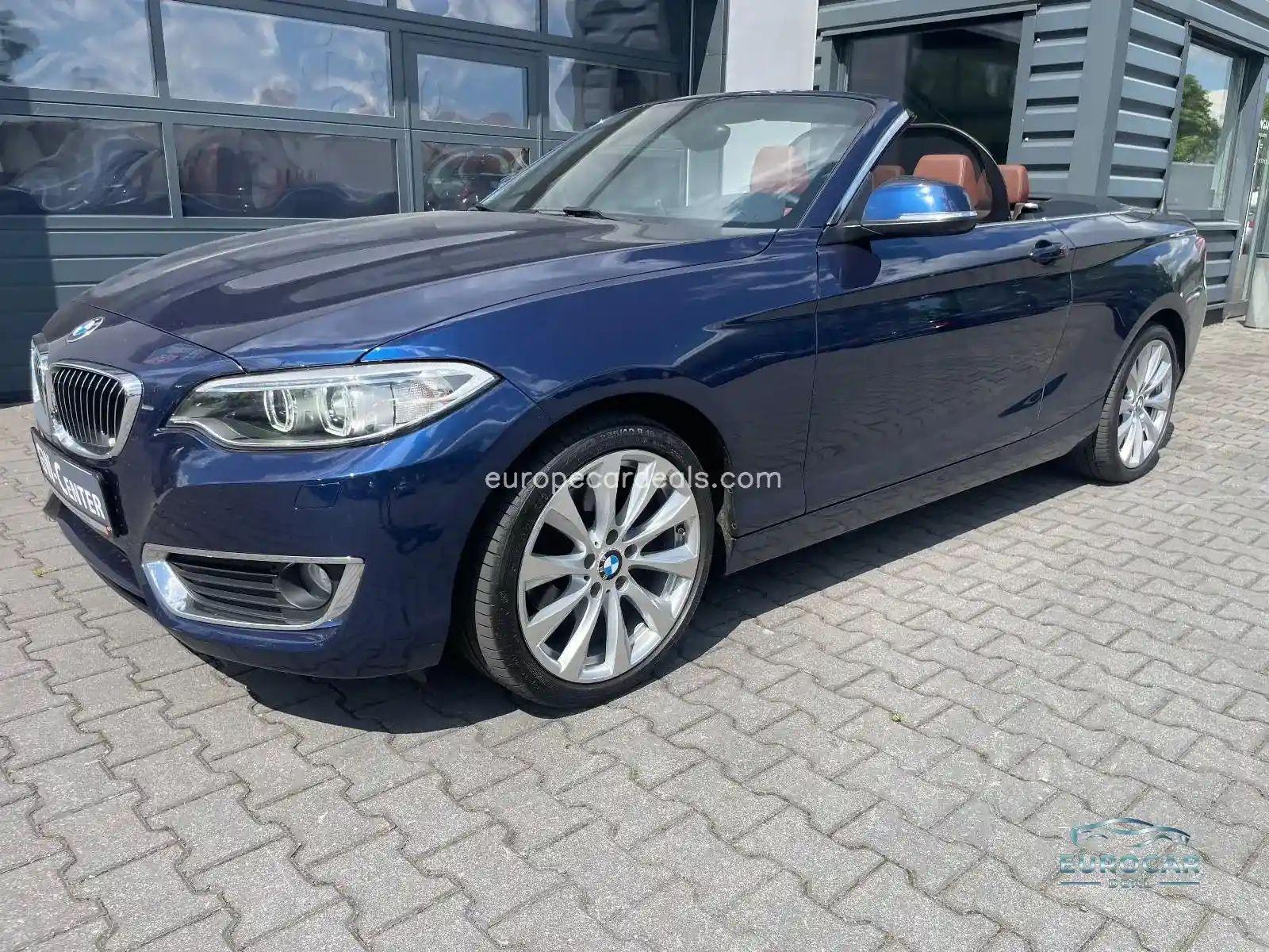 BMW 220