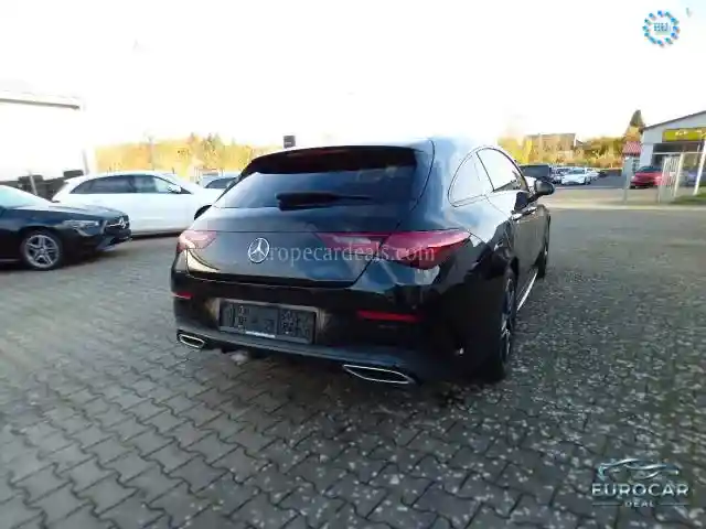 Mercedes-Benz CLA 200 Shooting Brake