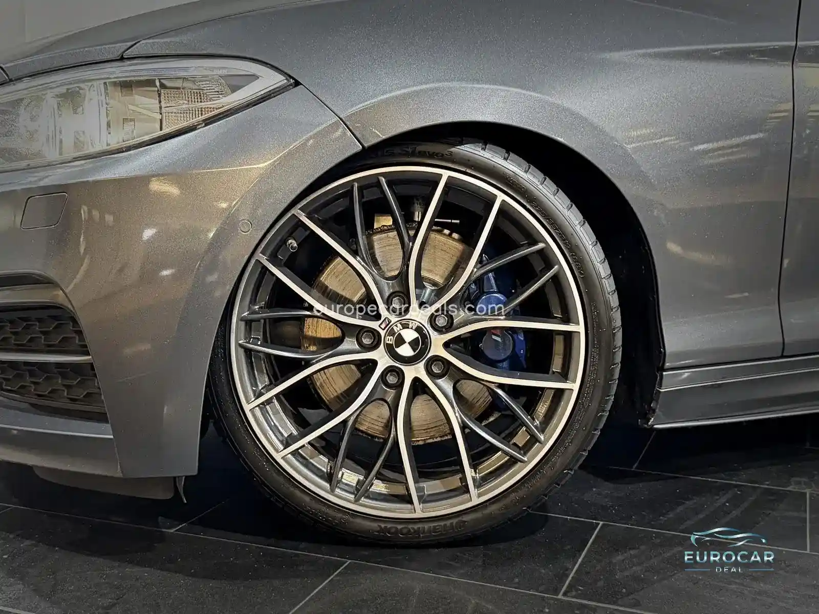 BMW M240i