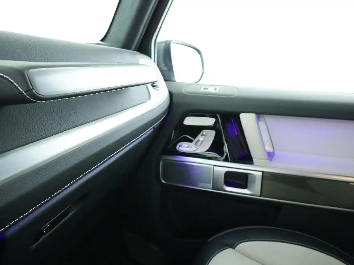 Mercedes-Benz G 500