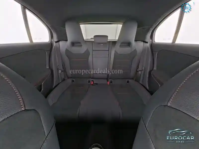 Mercedes-Benz A 220