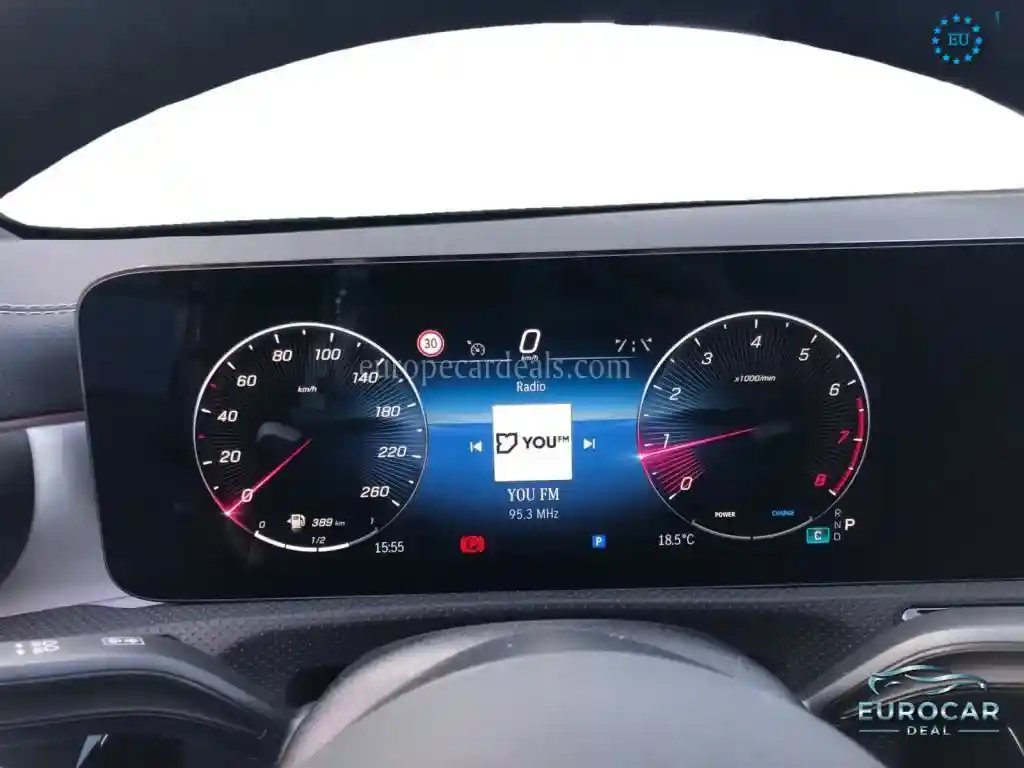 Mercedes-Benz CLA 180
