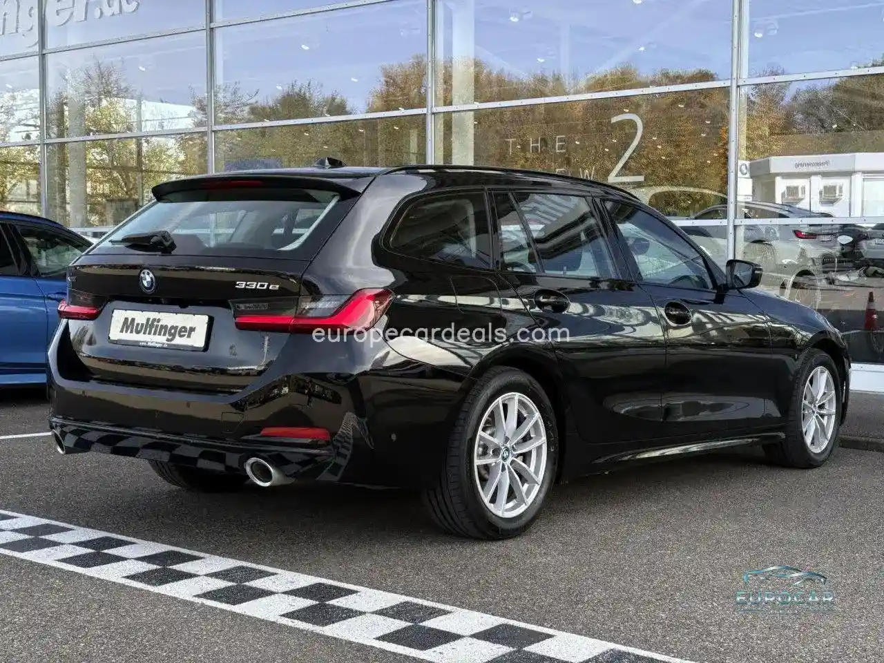 BMW 330