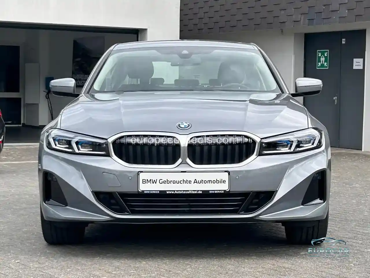BMW 330