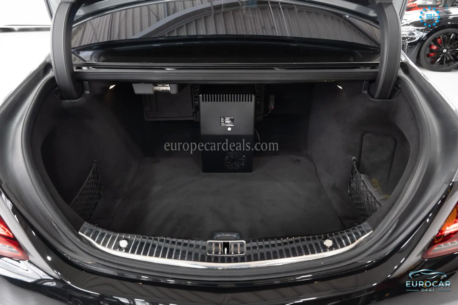 Mercedes-Benz S 560