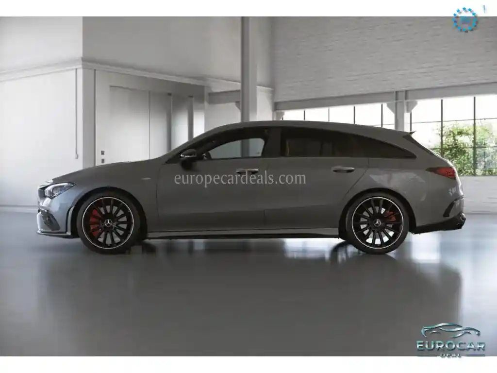 Mercedes-Benz CLA 35 AMG Shooting Brake