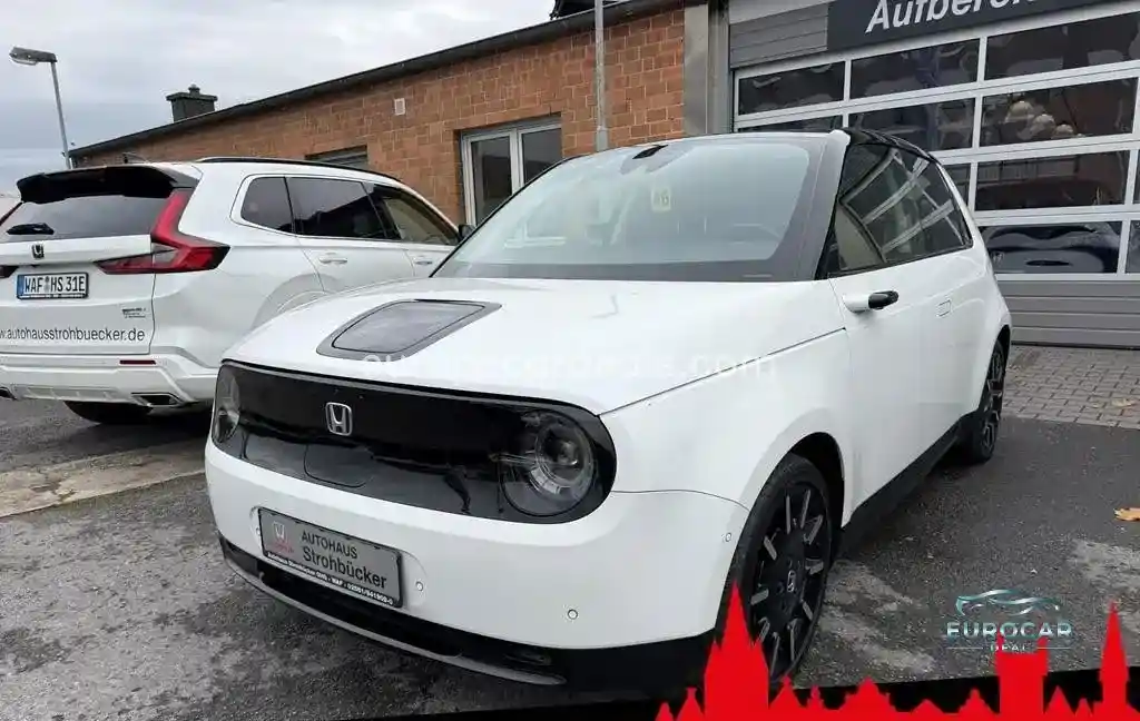 Honda e