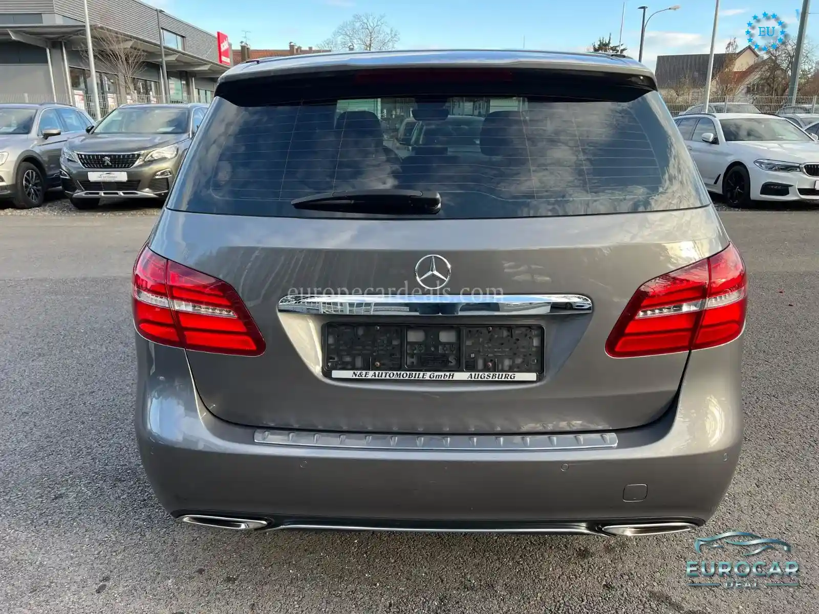 Mercedes-Benz B 220