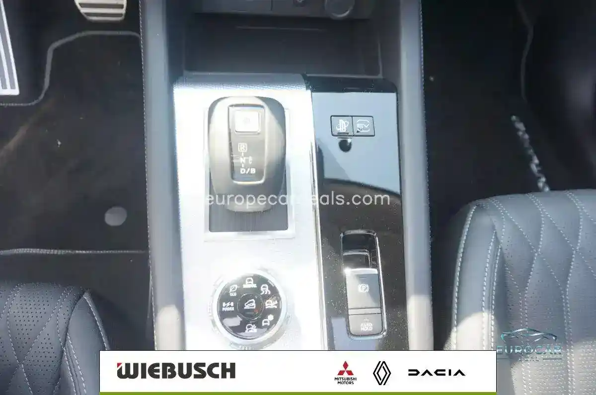 Mitsubishi Plug-in Hybrid Outlander