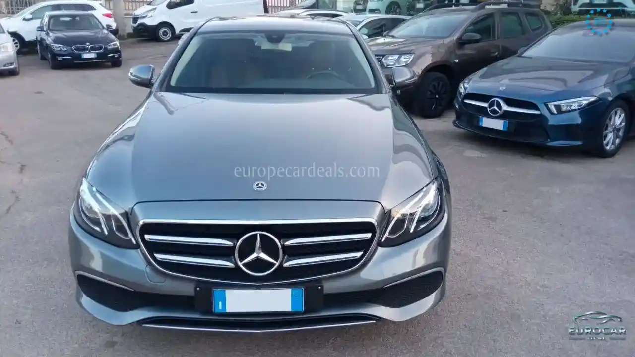 Mercedes-Benz E 300