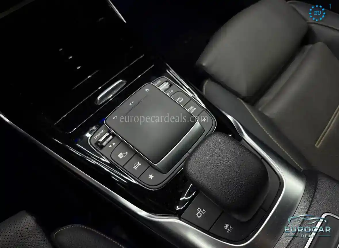 Mercedes-Benz A 45 AMG